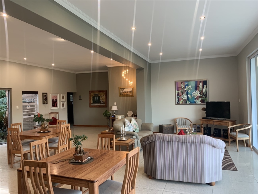 10 Bedroom Property for Sale in Dorchester Heights Eastern Cape